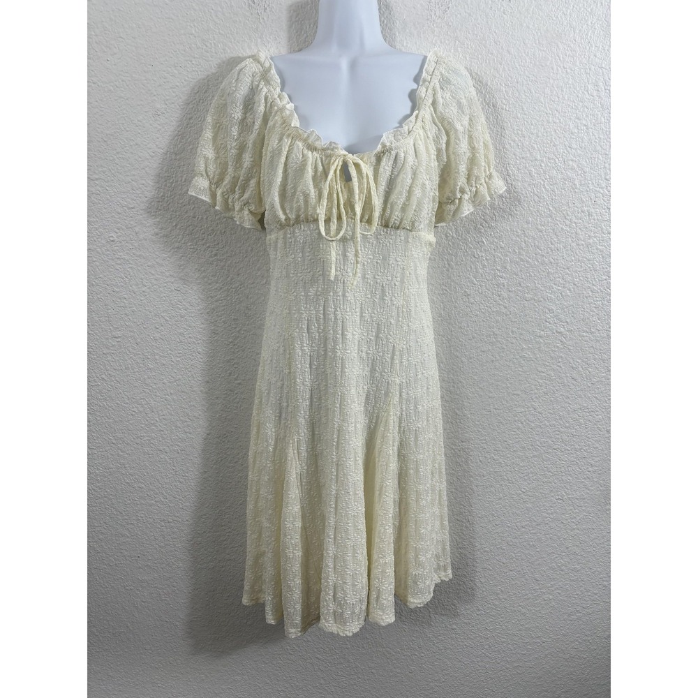 Shein Dress Womens Large Ivory Lace Fit &‎ Flare Milkmaid Knee Length Floral